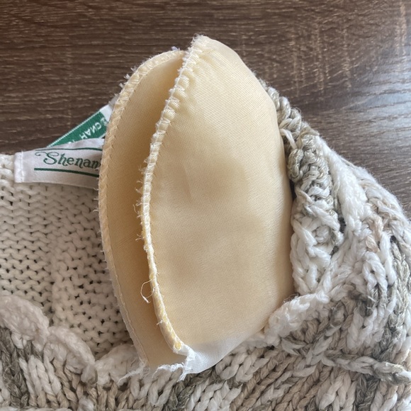 Women’s 80’s Vintage Hand Knit Large Shenanigans Ramie/Acrylic Sweater - Picture 6 of 12